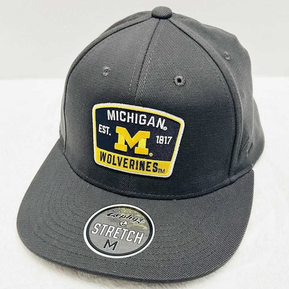 Zephyr‎ Michigan Wolverines Logo Flat Hat Cap Stretch Flex Medium Dark Gray NCAA